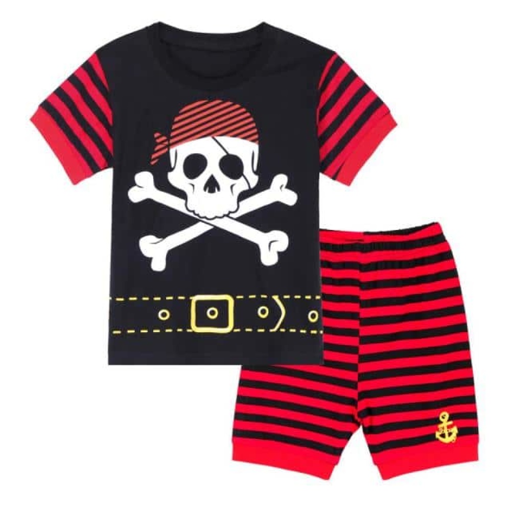 Camiseta pirata y pantalones cortos para chicos de muy alta calidad y diseño a la moda
