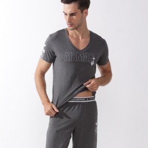 Pijama de dos piezas gris manga corta algodón muy de moda
