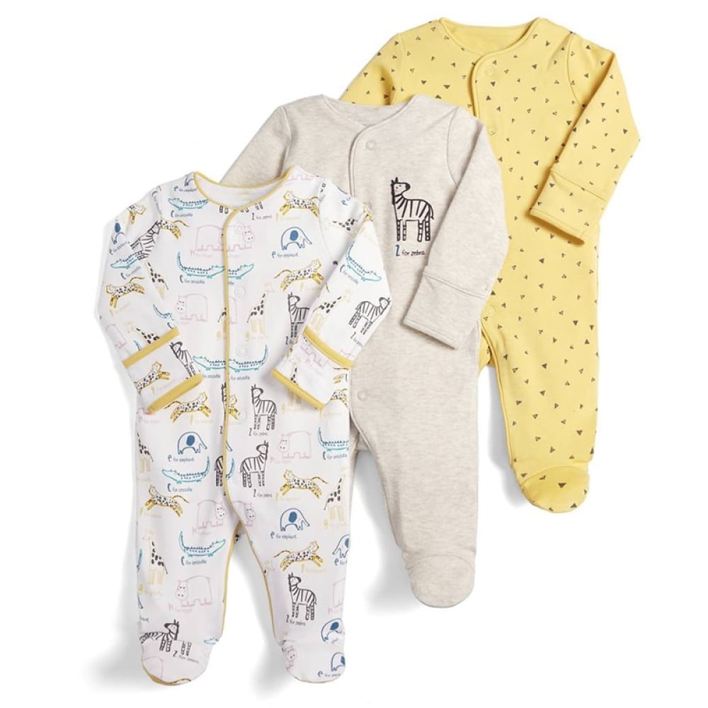 Pijama para bebé de 3 piezas con estampado de cebra y fondo blanco