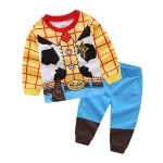 Conjunto de pijama infantil Toy Story con fondo blanco