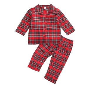 Pijama de Navidad infantil vintage de cuadros rojos con fondo blanco