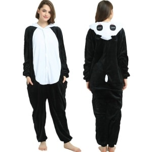 Traje de pijama femenino de panda blanco y negro con fondo blanco