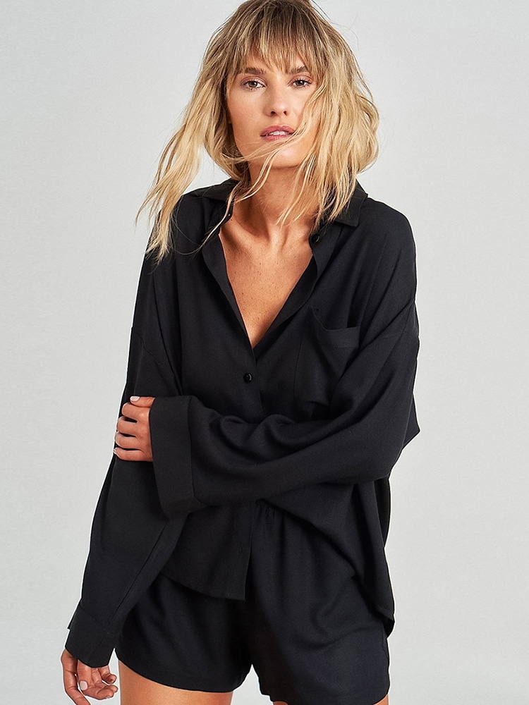 Pijama corto de mujer con pantalón corto y camiseta de manga larga